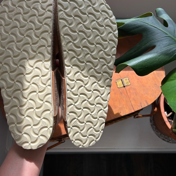 Birkenstock Gizeh Big Buckle Sandal - Women's  11-11.5 - Picture 4 of 4